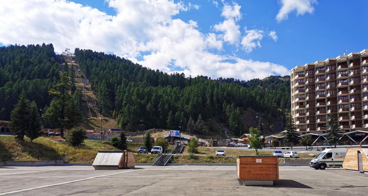 Grand Studio 4 A 6 Personnes, Au Pied Des Pistes Вар Екстер'єр фото