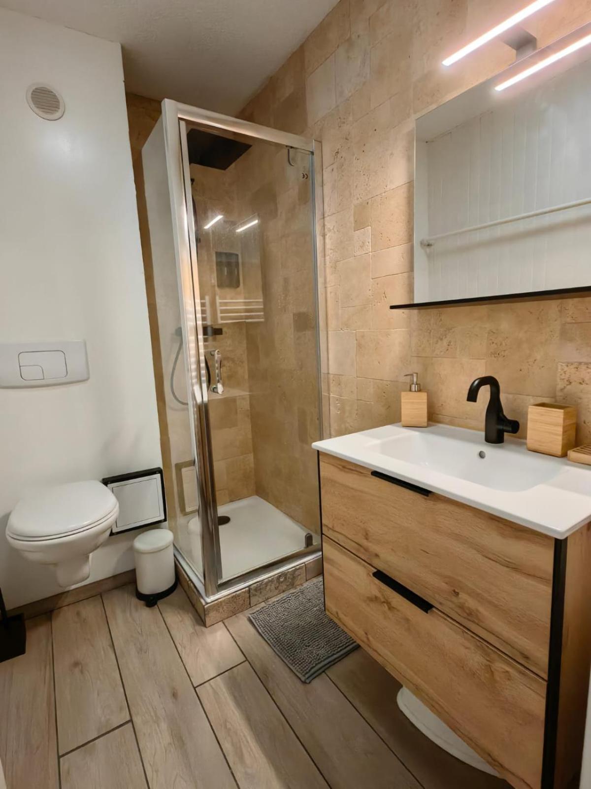 Grand Studio 4 A 6 Personnes, Au Pied Des Pistes Вар Екстер'єр фото